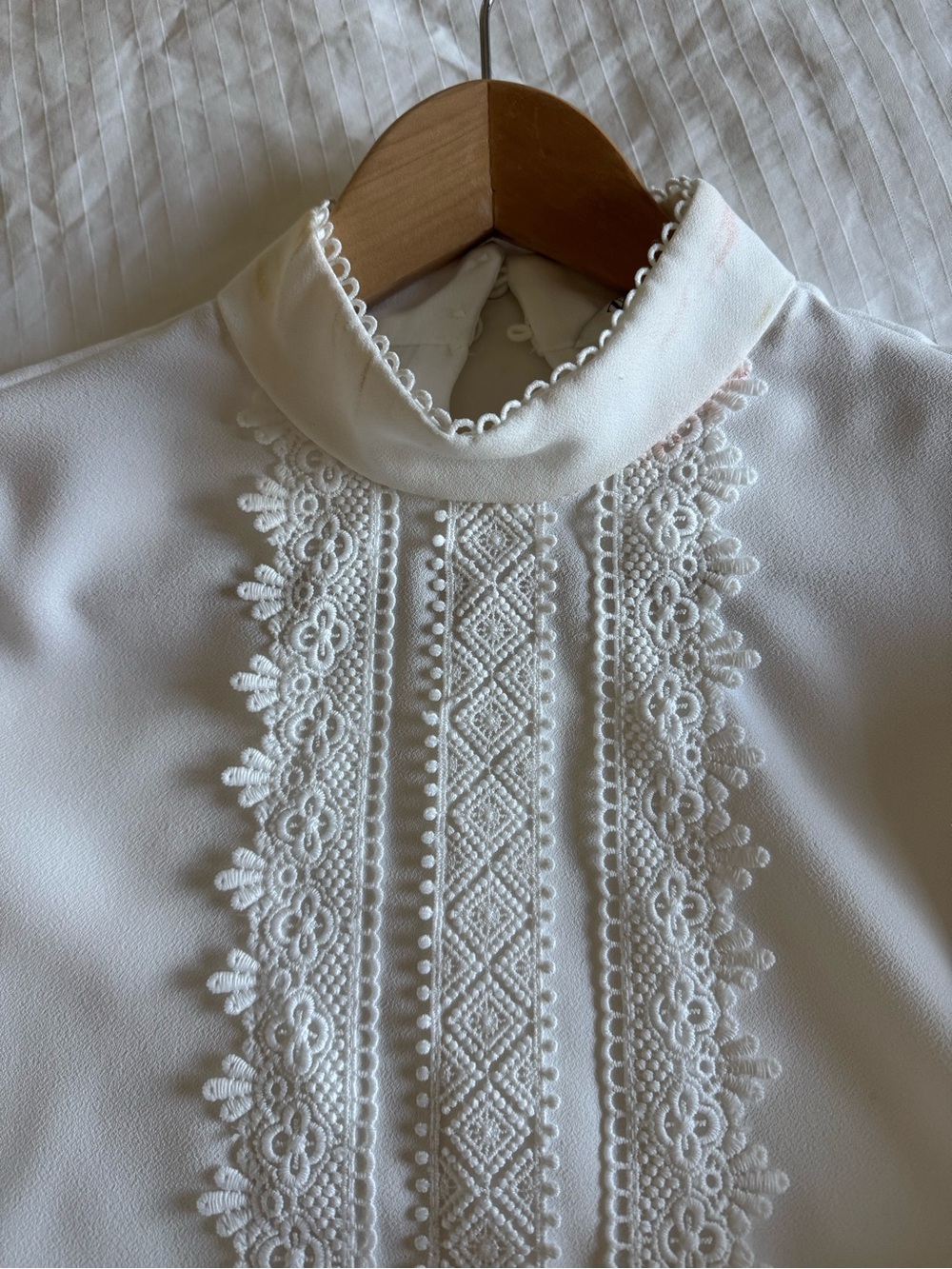 Zara White Lace-Trim Balloon Sleeve Blouse